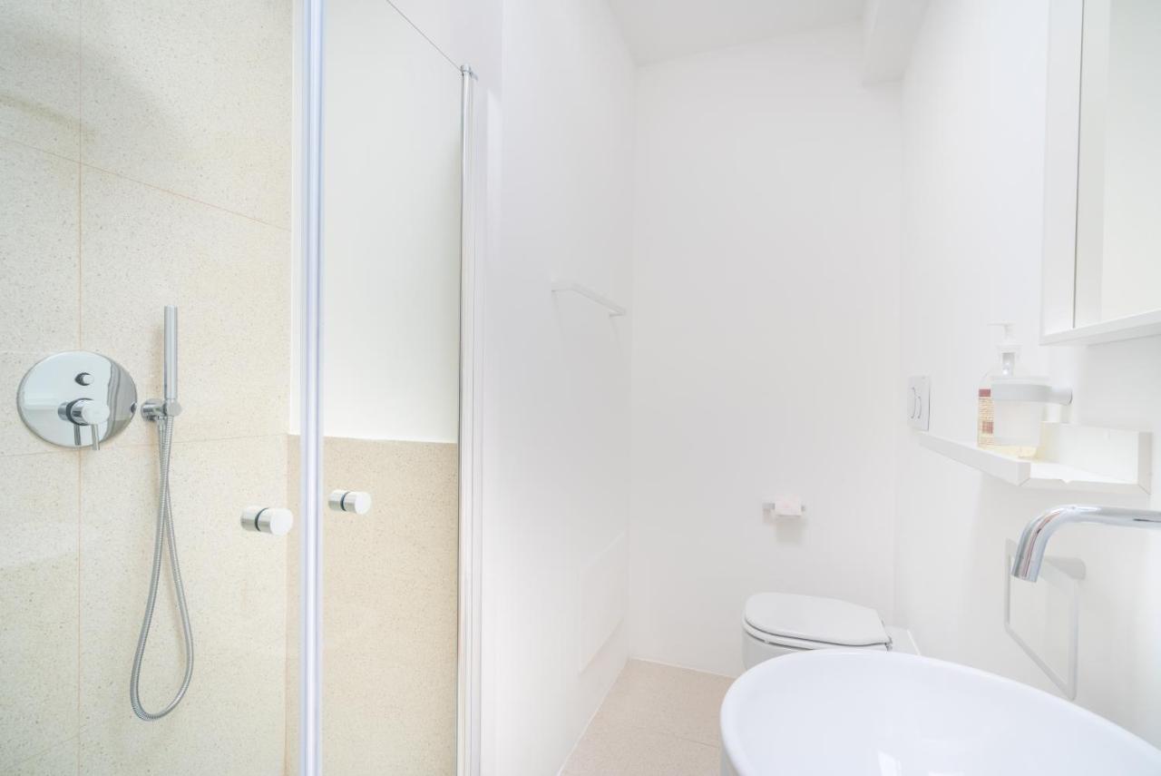 Ferienwohnung Terrazza Sella Del Diavolo - Vista Mare - Wifi Ac Cagliari Exterior foto